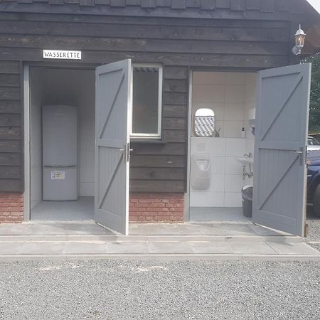 Hotel Ingerichte vouwwagen Wijster Exterior foto